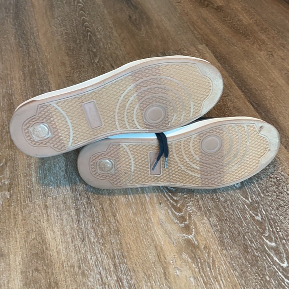 ALDO Shoes - Picture 5 of 5